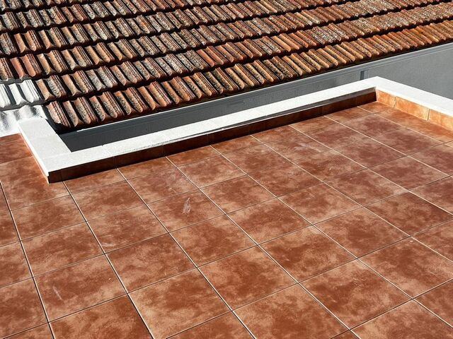 Tak-klinker-fastighet-läckage-sanpedrodepinitar-costablanca-fastiighetsrenovering-renovering-torrevieja.jpeg