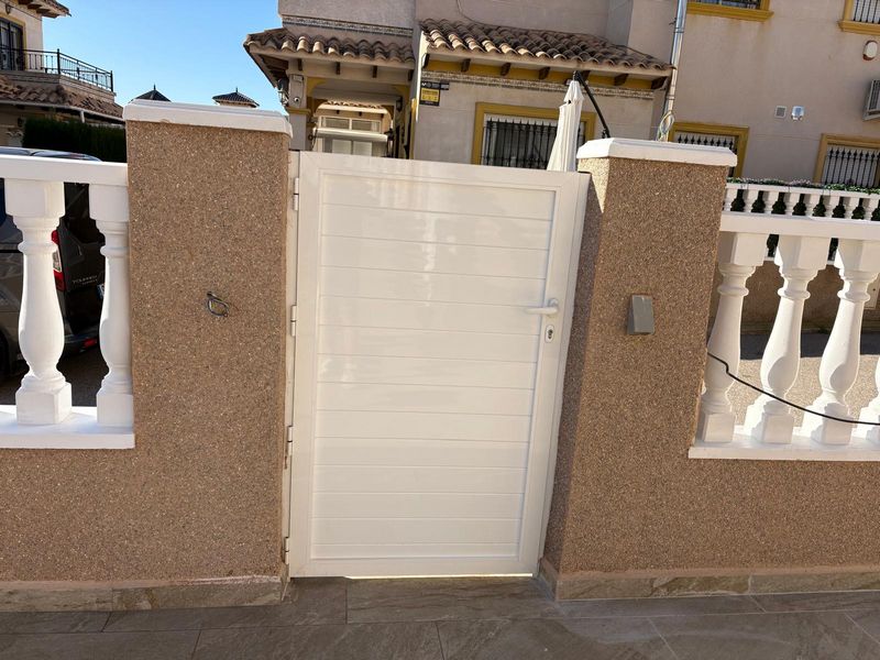 Aluminium-grind-vit-San-Jos-Villas-Orihuelacosta