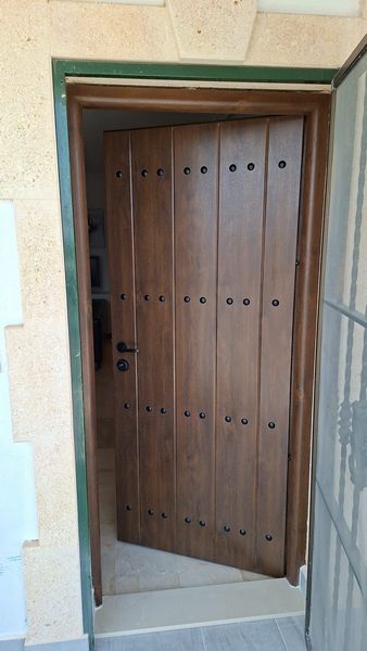 Yteerdrr-skerhet-drr-villamartin-orihuelacosta-fastighet-renovering-byggare